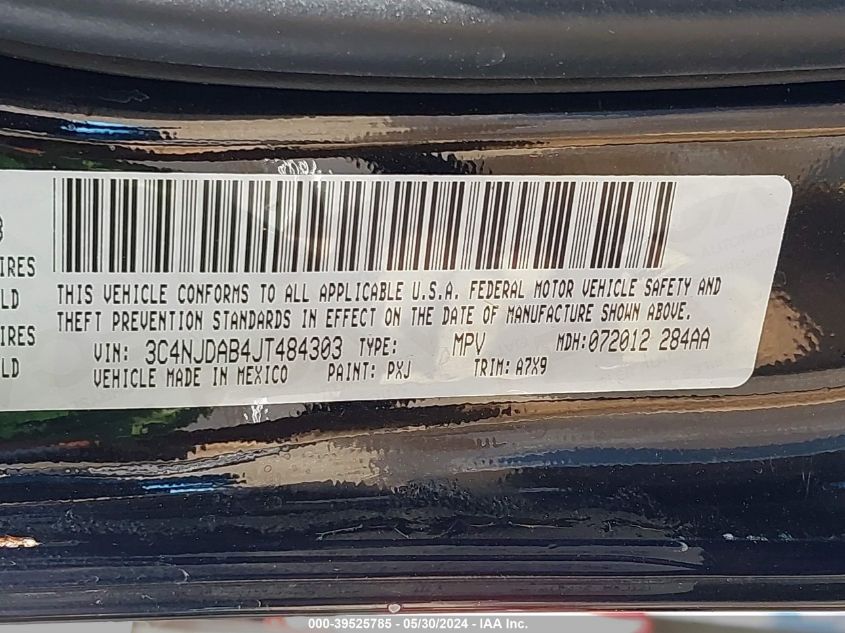 2018 Jeep Compass Sport 4X4 VIN: 3C4NJDAB4JT484303 Lot: 39525785