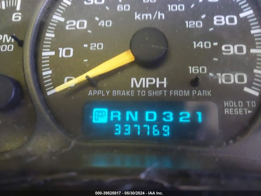 2001 Chevrolet Tahoe Lt VIN: 1GNEK13T21J247325 Lot: 39525817