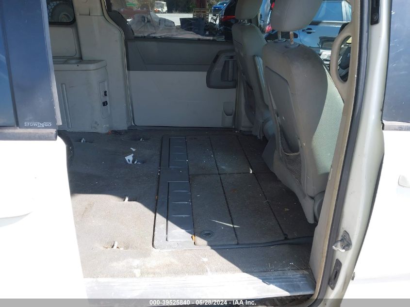 2010 Dodge Grand Caravan Sxt VIN: 2D4RN5D10AR121422 Lot: 39525840