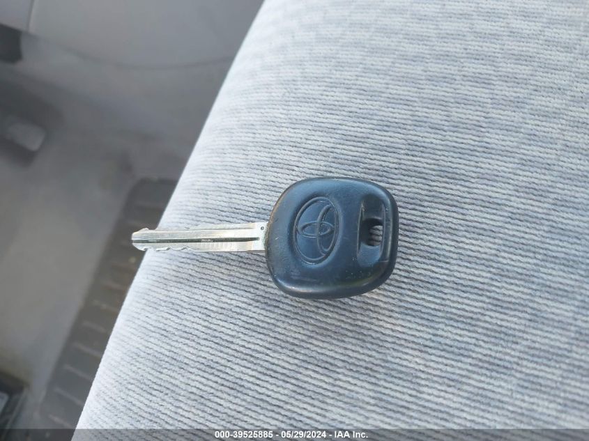 2005 Toyota Corolla Le VIN: 1NXBR32E65Z492957 Lot: 39525885