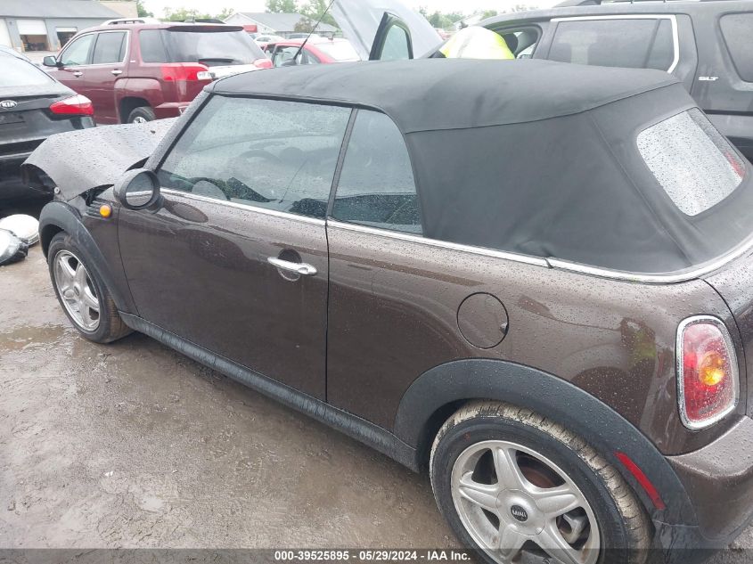 2010 Mini Cooper VIN: WMWMR3C52ATU98442 Lot: 39525895