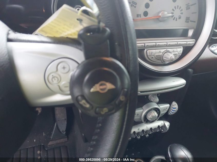 2010 Mini Cooper VIN: WMWMR3C52ATU98442 Lot: 39525895