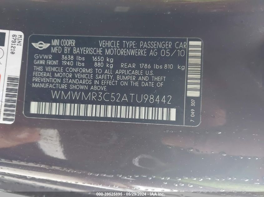 2010 Mini Cooper VIN: WMWMR3C52ATU98442 Lot: 39525895