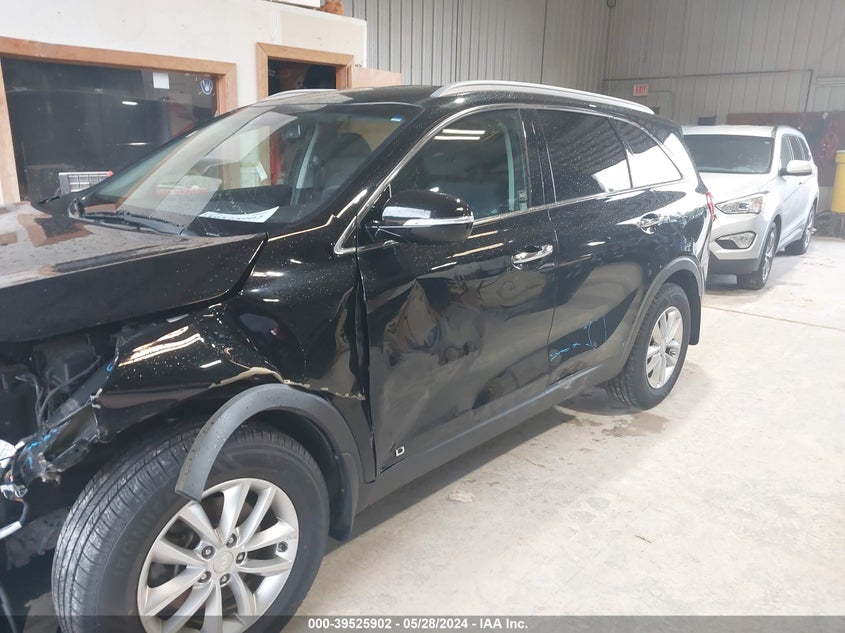 2018 Kia Sorento 2.4L Lx VIN: 5XYPGDA3XJG425280 Lot: 39525902