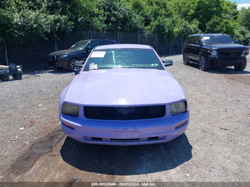 2005 Ford Mustang V6 Deluxe/V6 Premium VIN: 1ZVFT80N155124118 Lot: 39525946