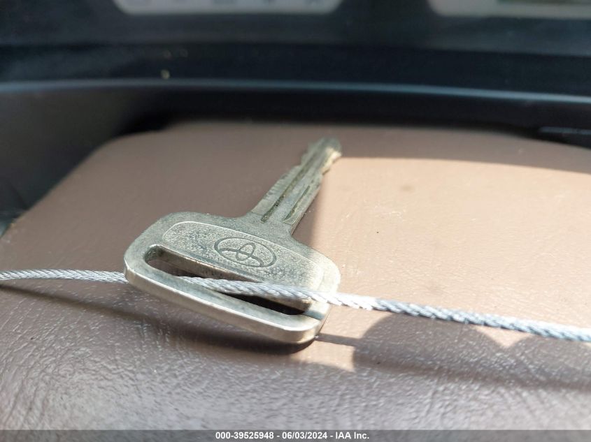 2002 Toyota Tacoma Prerunner V6 VIN: 5TESN92N02Z031047 Lot: 39525948