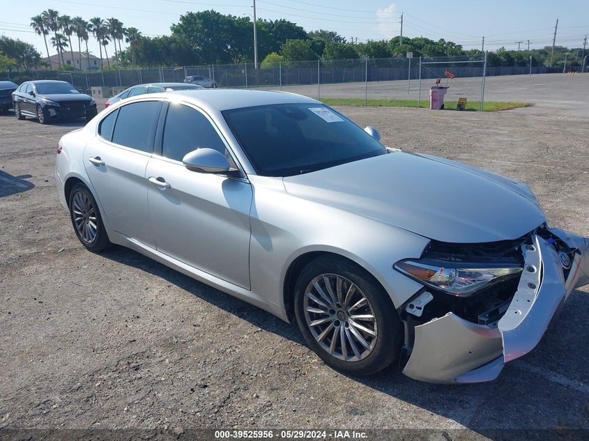 2021 ALFA ROMEO GIULIA  (VIN: ZARFAMAN0M7642049)