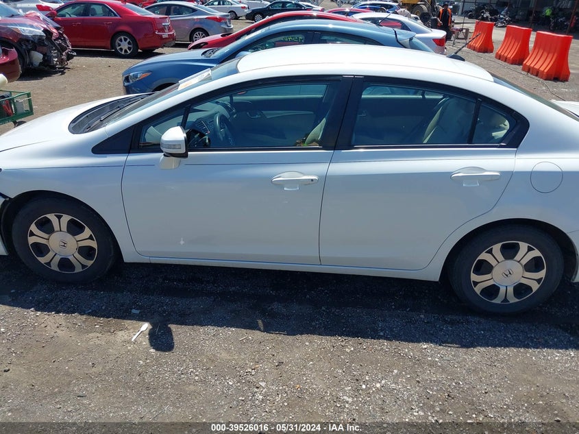 2013 Honda Civic Hybrid VIN: 19XFB4F23DE200033 Lot: 39526016