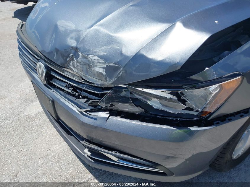 2017 Volkswagen Passat 1.8T S VIN: 1VWAT7A30HC058484 Lot: 39526054