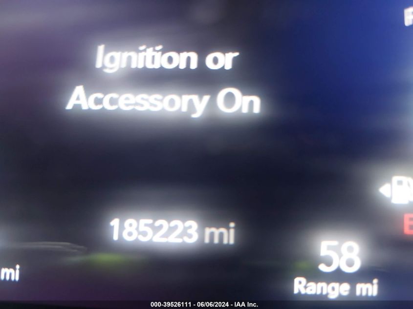 2017 Chrysler Pacifica Limited VIN: 2C4RC1GG9HR636005 Lot: 39526111