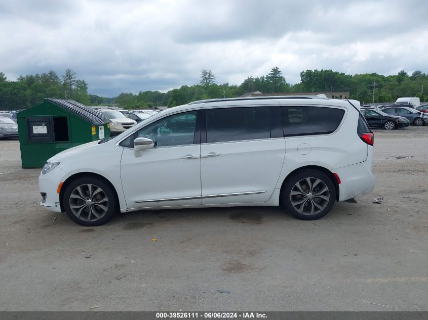 2017 Chrysler Pacifica Limited VIN: 2C4RC1GG9HR636005 Lot: 39526111