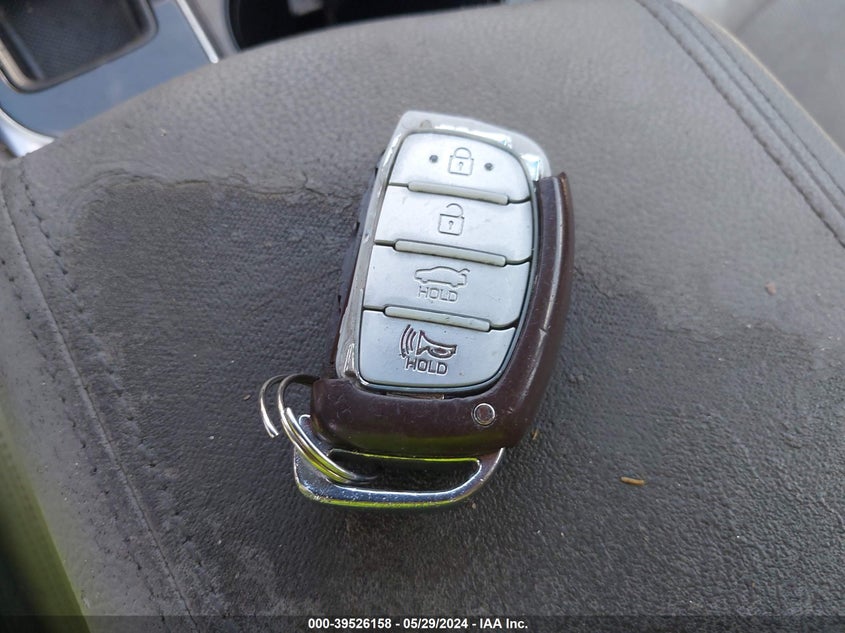 2015 Hyundai Sonata Sport VIN: 5NPE34AFXFH101100 Lot: 39526158