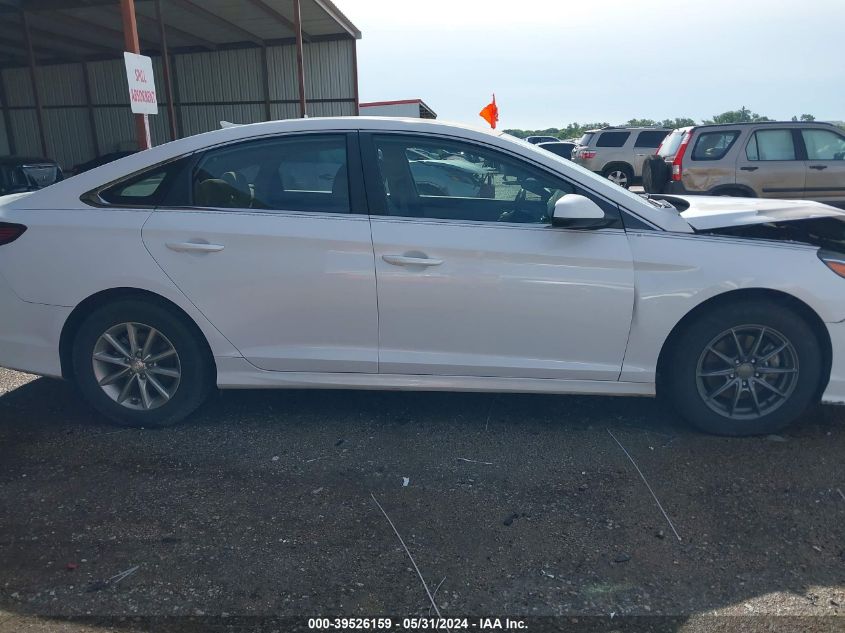 2018 Hyundai Sonata Se VIN: 5NPE24AF3JH696772 Lot: 39526159