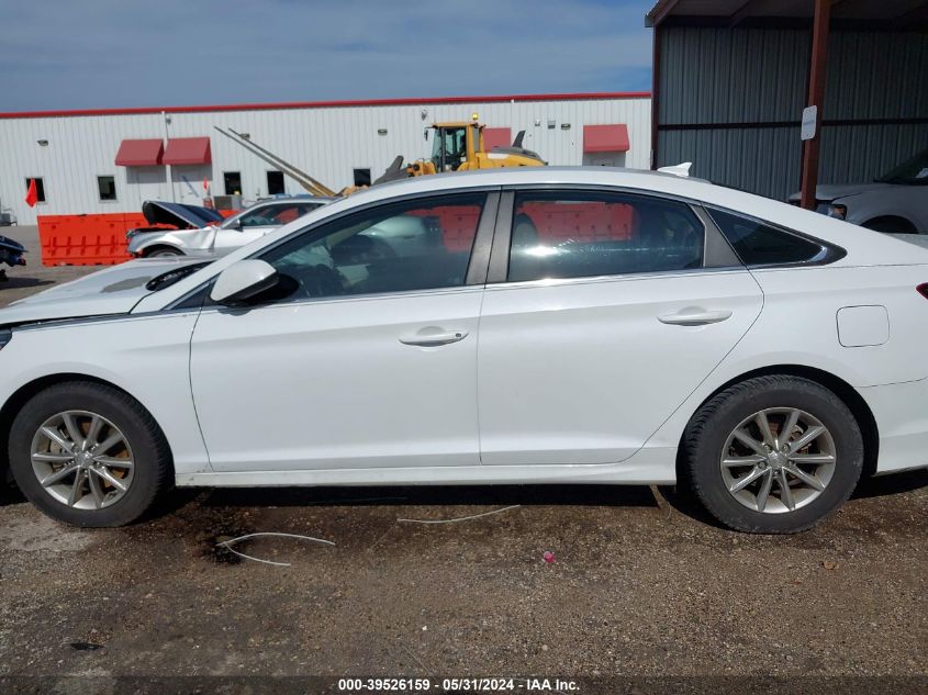 2018 Hyundai Sonata Se VIN: 5NPE24AF3JH696772 Lot: 39526159