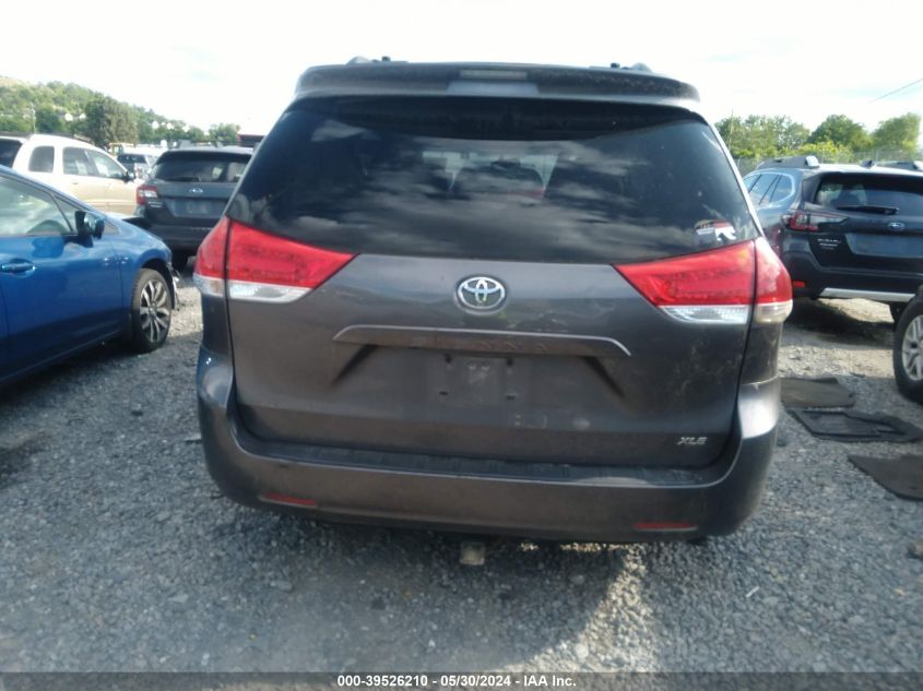 2011 Toyota Sienna Xle V6 VIN: 5TDYK3DC5BS083976 Lot: 39526210