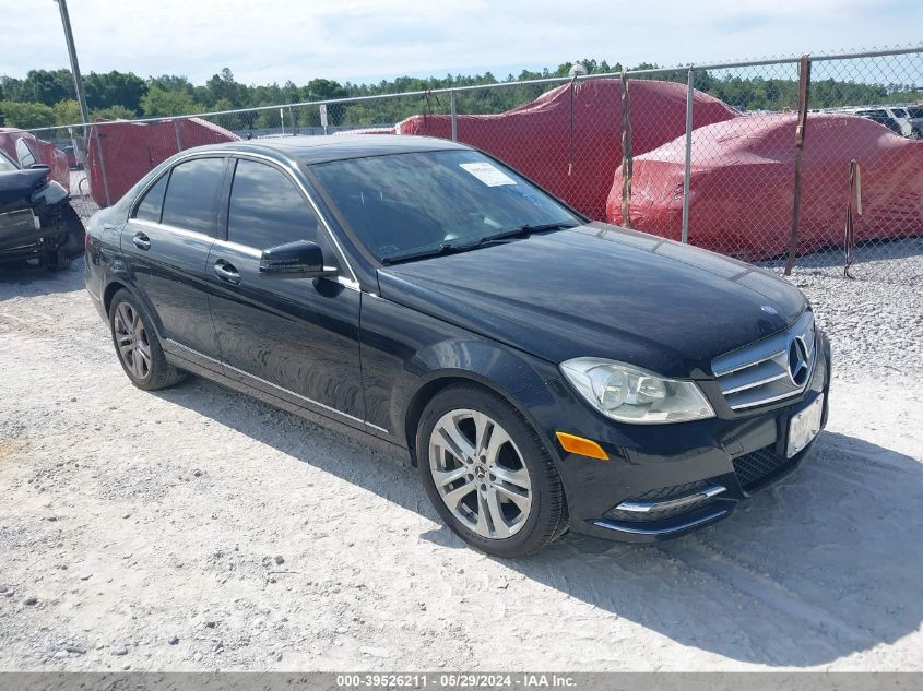 2012 Mercedes-Benz C 300 Luxury 4Matic/Sport 4Matic VIN: WDDGF8BB0CR200246 Lot: 39526211