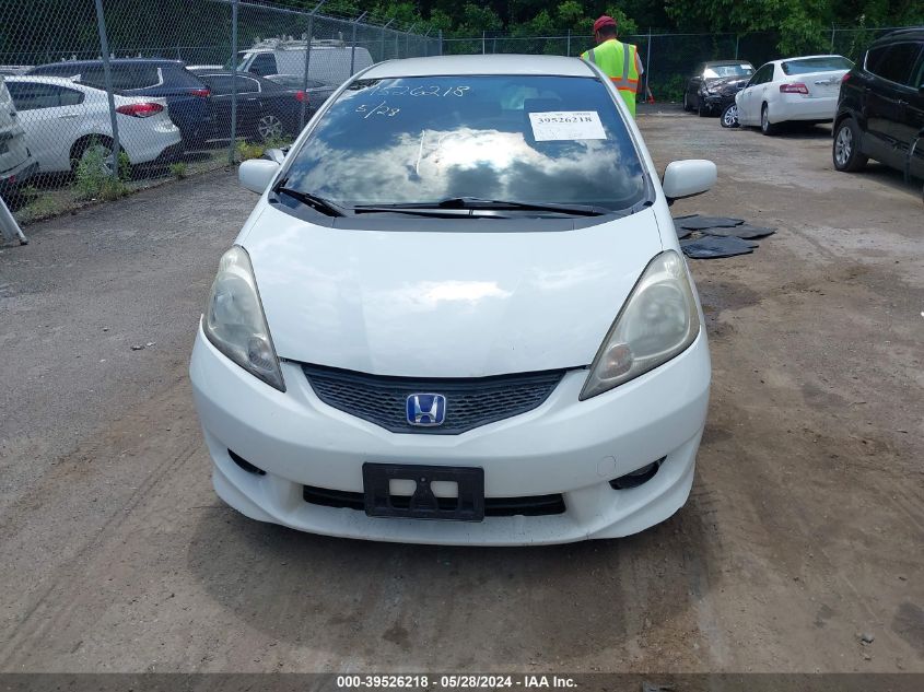 2011 Honda Fit Sport VIN: JHMGE8H64BS009586 Lot: 39526218