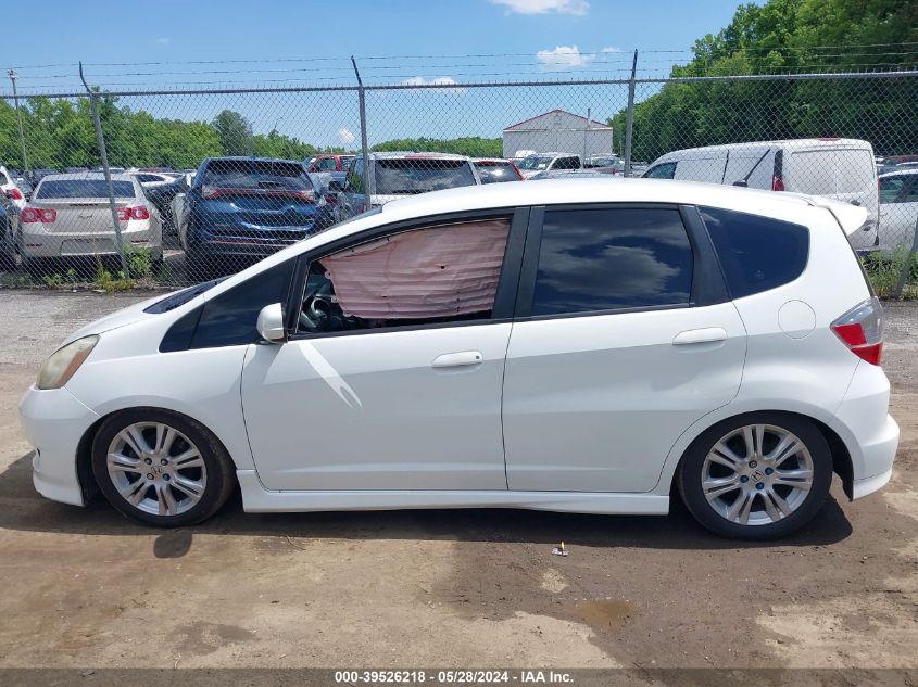 2011 Honda Fit Sport VIN: JHMGE8H64BS009586 Lot: 39526218