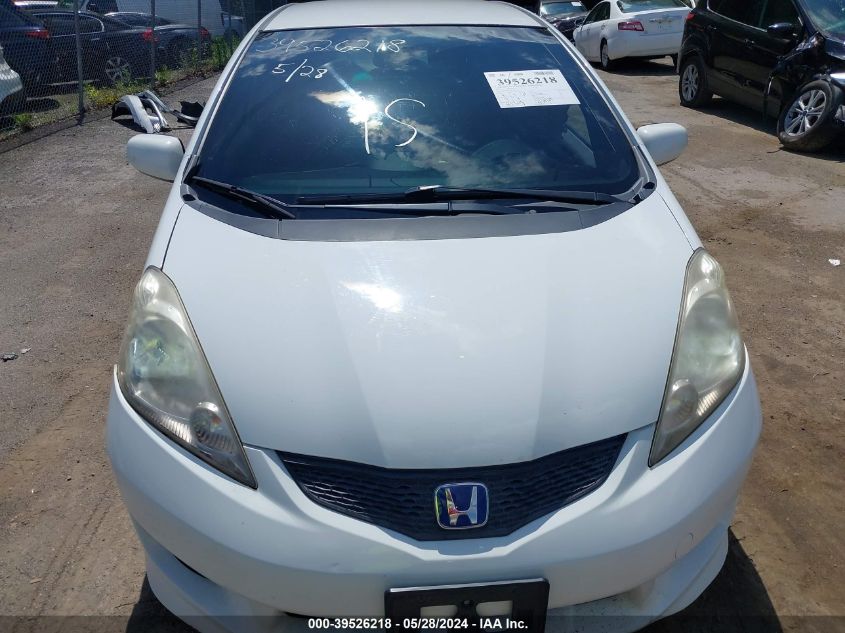 2011 Honda Fit Sport VIN: JHMGE8H64BS009586 Lot: 39526218