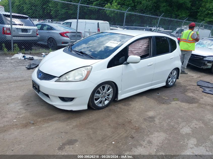 2011 Honda Fit Sport VIN: JHMGE8H64BS009586 Lot: 39526218