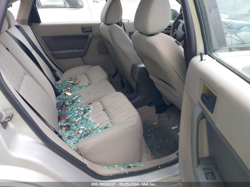 2010 Ford Focus Se VIN: 1FAHP3FN8AW132950 Lot: 39526237