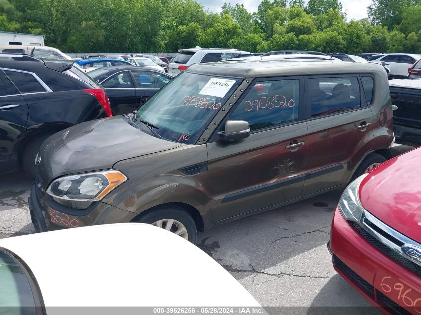 2013 Kia Soul + VIN: KNDJT2A64D7523870 Lot: 39526256