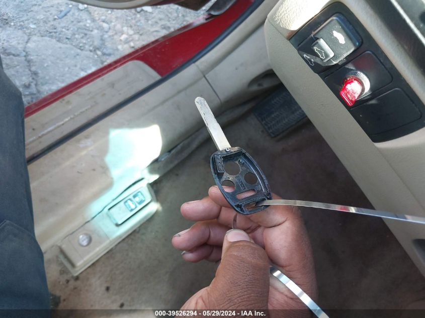 2004 Honda Accord 2.4 Ex VIN: 1HGCM72634A007795 Lot: 39526294