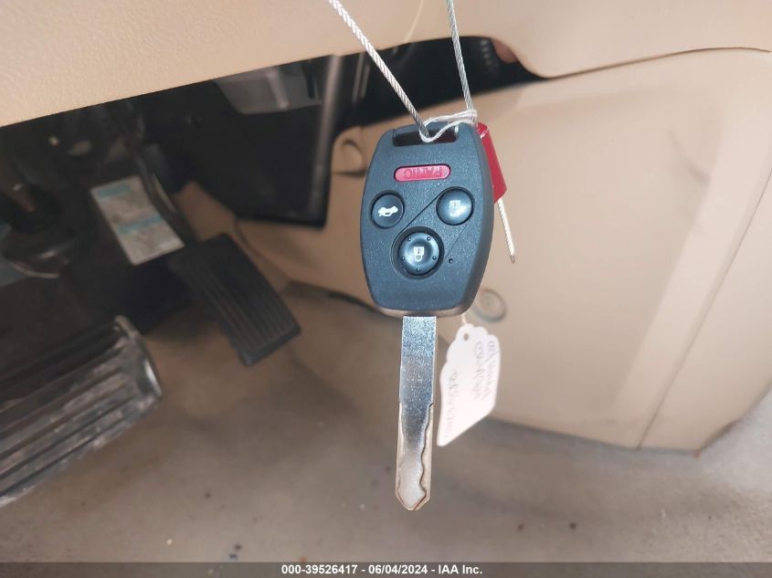 2008 Honda Cr-V Lx VIN: 3CZRE38308G706587 Lot: 39526417