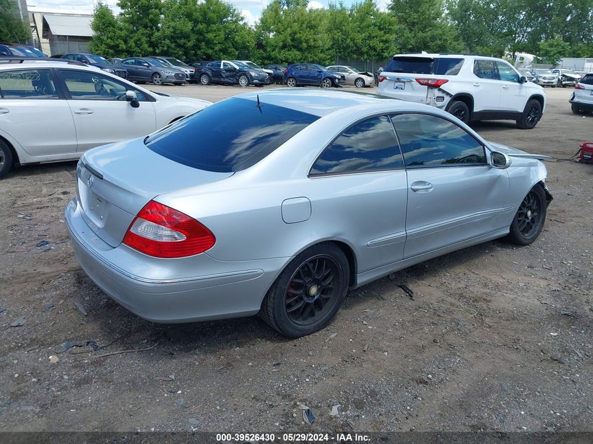 2006 Mercedes-Benz Clk 350 VIN: WDBTJ56J46F170647 Lot: 39526430