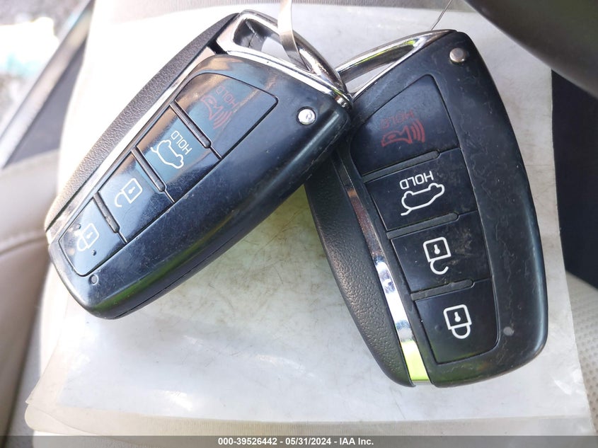 2018 Hyundai Santa Fe Sport 2.4L VIN: 5NMZU3LB9JH095783 Lot: 39526442