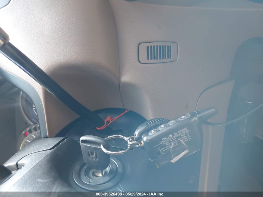 2004 Honda Pilot Ex-L VIN: 2HKYF185X4H585833 Lot: 39526498