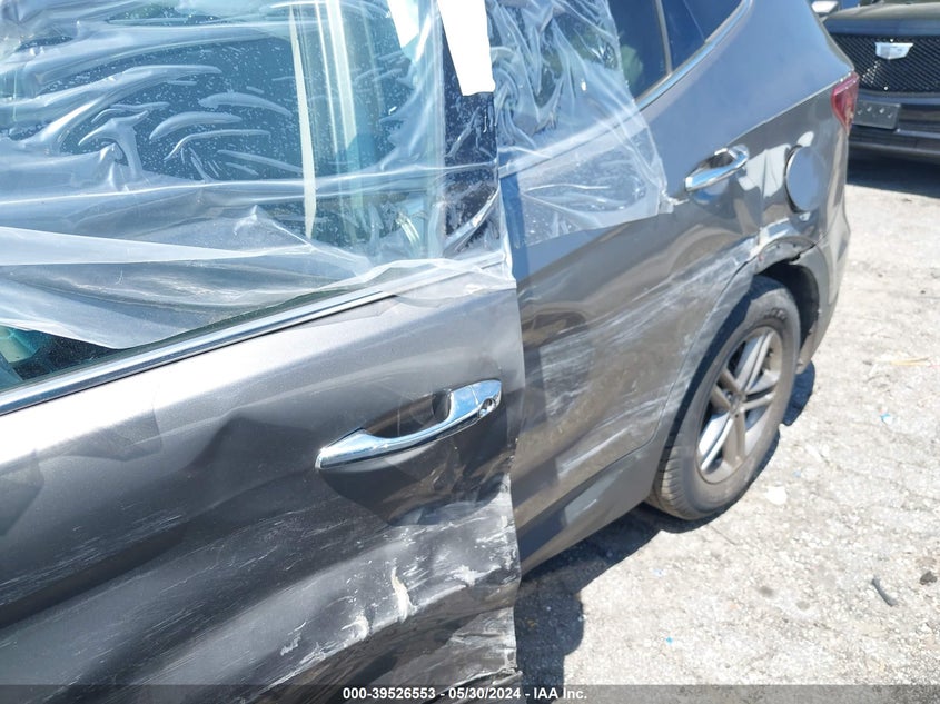 2018 Hyundai Santa Fe Sport 2.4L VIN: 5NMZT3LB0JH059743 Lot: 39526553