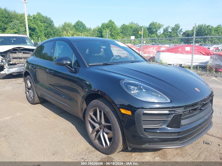 WP1AA2A56RLB05546 PORSCHE MACAN T 2024