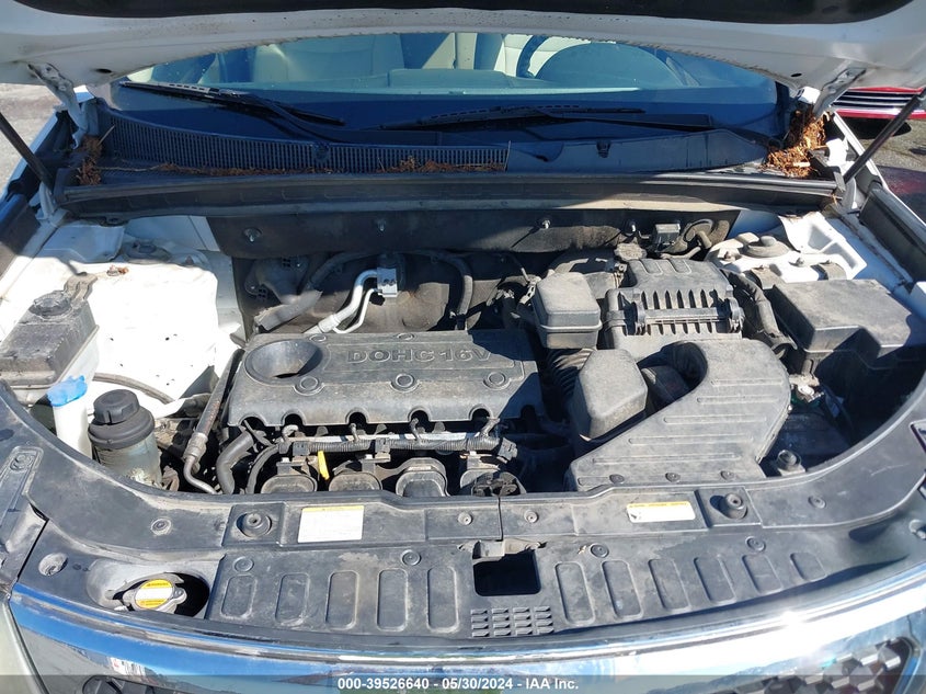 2011 Kia Sorento Lx VIN: 5XYKT3A1XBG157265 Lot: 39526640