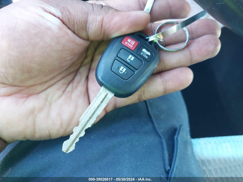 2012 Toyota Camry Se VIN: 4T1BF1FK3CU142048 Lot: 39526817