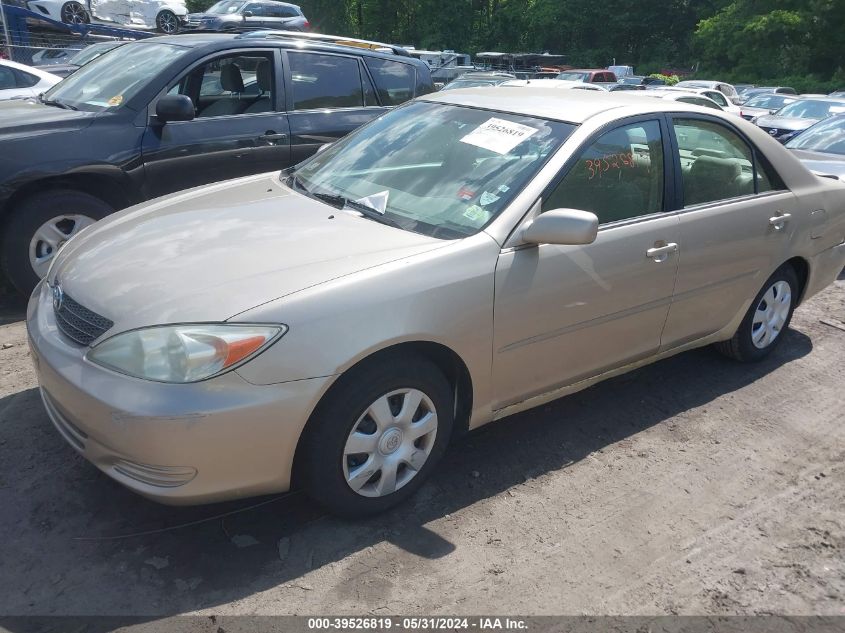 2002 Toyota Camry Le/Xle/Se VIN: 4T1BE32K82U598193 Lot: 39526819