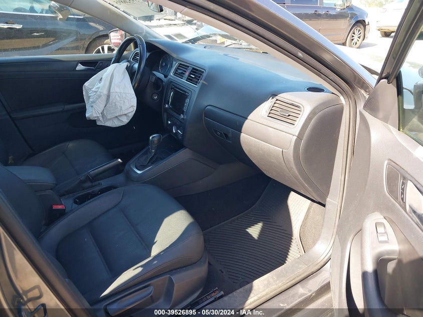 2012 VOLKSWAGEN JETTA VIN: 3VWDP7AJ1CM372314