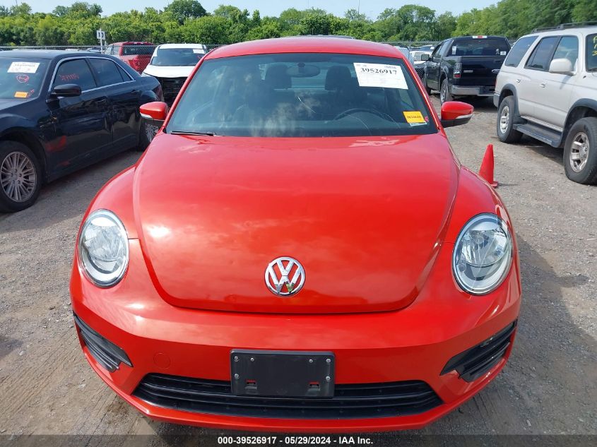 2019 Volkswagen Beetle 2.0T Final Edition Se/2.0T Final Edition Sel/2.0T S VIN: 3VWFD7AT6KM710470 Lot: 39526917