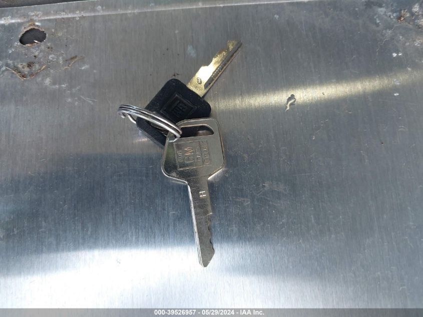 1993 Chevrolet Gmt-400 C1500 VIN: 2GCEC19H8P1235059 Lot: 39526957