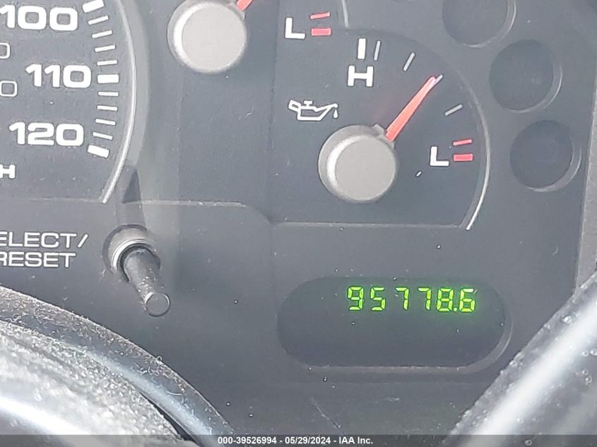 2004 Ford Explorer Xls VIN: 1FMZU72K24UC06126 Lot: 39526994