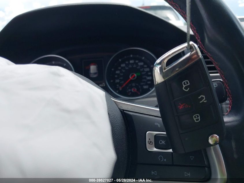 2016 Volkswagen Golf Gti Se W/Performance Package 4-Door VIN: 3VW447AU9GM026858 Lot: 39527027