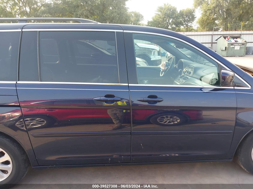 2008 Honda Odyssey Ex-L VIN: 5FNRL387X8B081863 Lot: 39527308