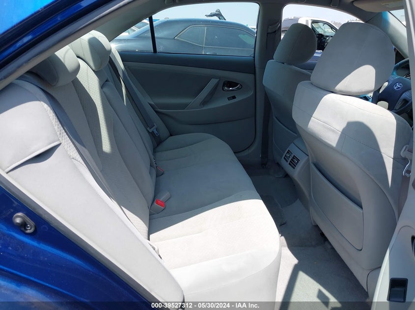 2007 Toyota Camry Hybrid VIN: JTNBB46K473028195 Lot: 39527312