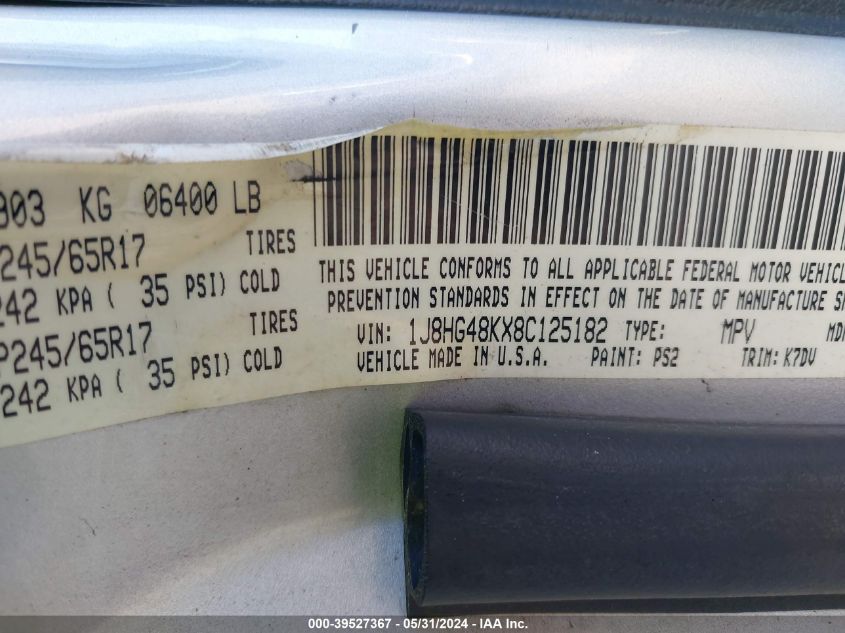 2008 Jeep Commander Sport VIN: 1J8HG48KX8C125182 Lot: 39527367