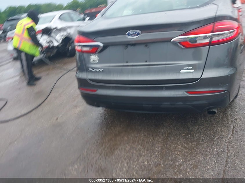 3FA6P0HD8LR111970 2020 Ford Fusion Se