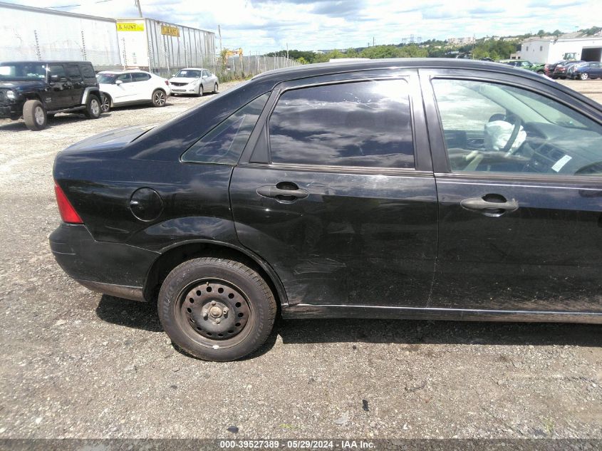 2007 Ford Focus S/Se/Ses VIN: 1FAHP34N27W208416 Lot: 39527389