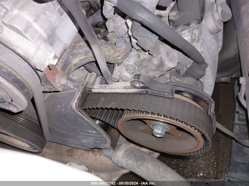 2010 Subaru Forester 2.5X VIN: JF2SH6BC8AH774156 Lot: 39527392