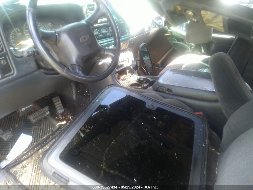 2000 Chevrolet Silverado 2500 Ls VIN: 1GCGK29U0YE204919 Lot: 39527434