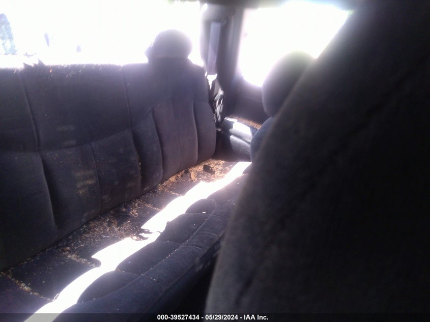 2000 Chevrolet Silverado 2500 Ls VIN: 1GCGK29U0YE204919 Lot: 39527434