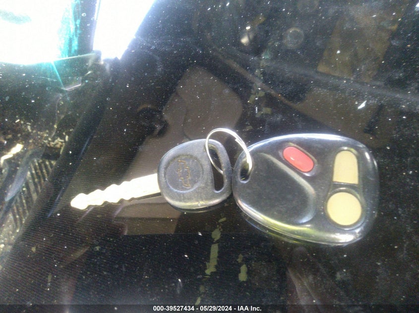 2000 Chevrolet Silverado 2500 Ls VIN: 1GCGK29U0YE204919 Lot: 39527434